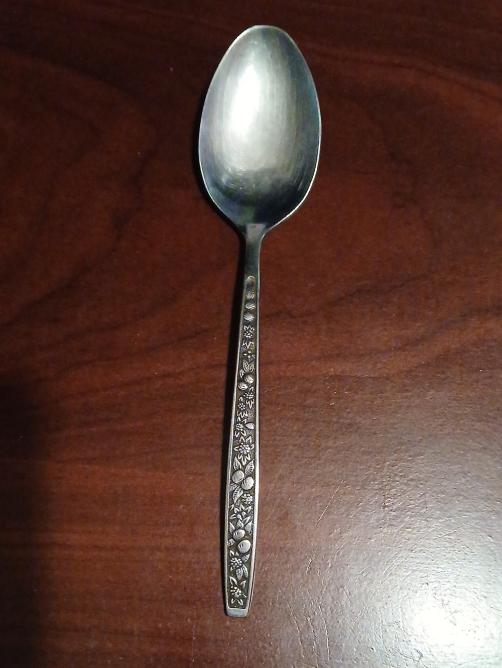 Floral Pattern Stainless Spoon - Silvertone
